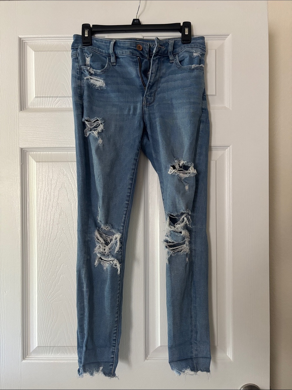 American Eagle Outfitters Light Blue Ripped Skinny Jeans